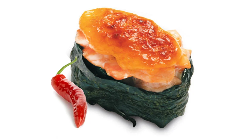 Запеченные суши с курицей острые